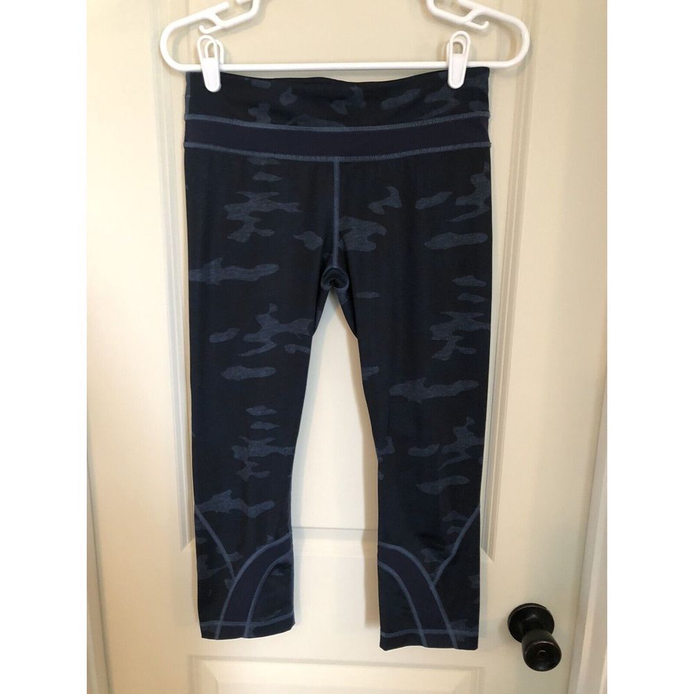 Lululemon Run Inspire‎ Crop Legging II Luxtreme Camo Oil Slick Blue Inkwell Sz 6